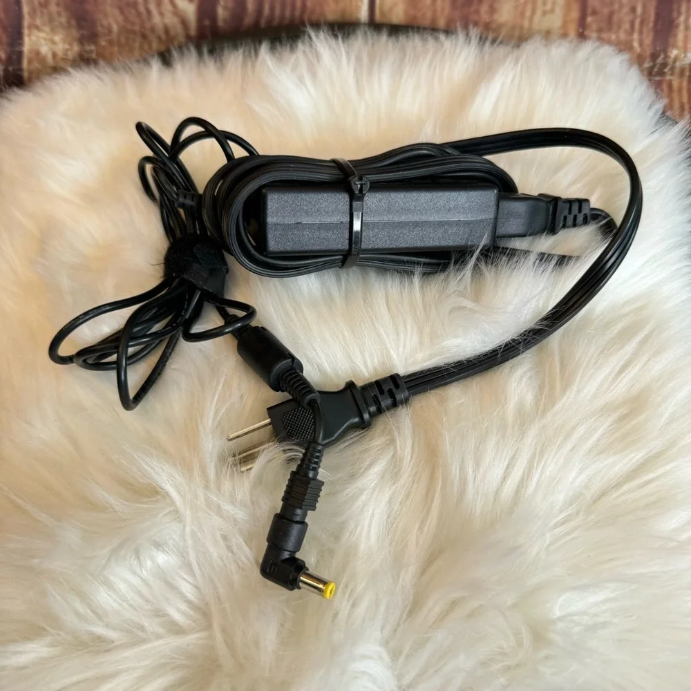Chicony Laptop Ac Adapter Charger Power Cord 65 Watt Model A11-065N1A ADP-65VH D